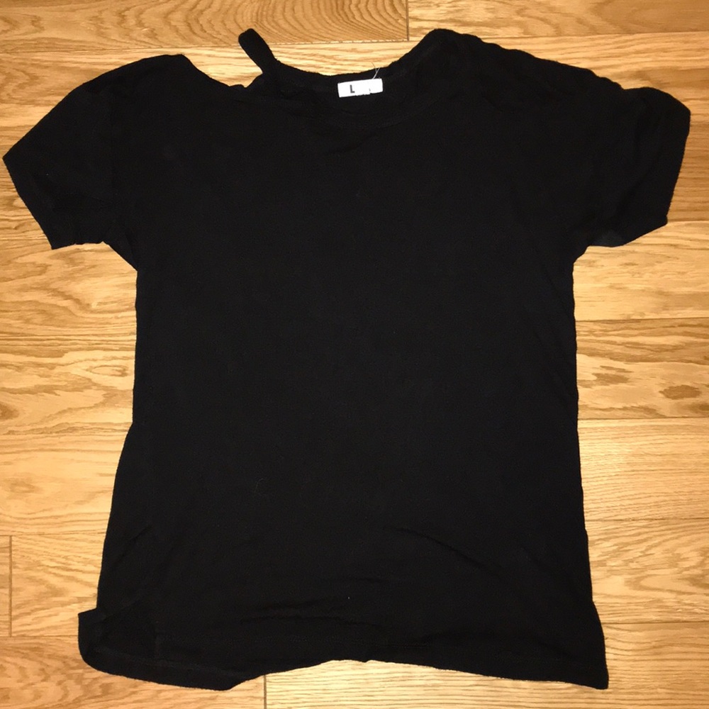 LNA distressed tee